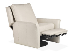 7204-S_Henley_LargoOyster_0422_OPEN_HR.jpg